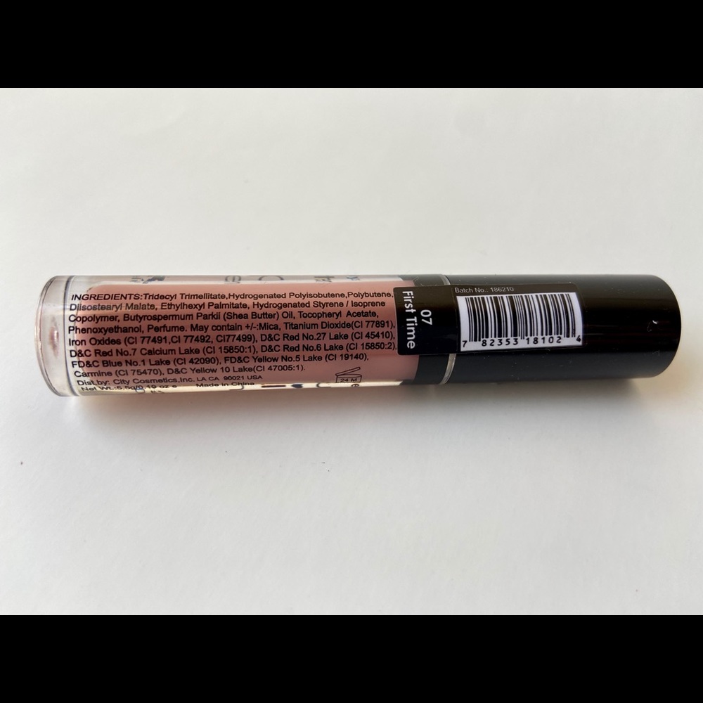 Makeup Bundle - Picture 6 of 8